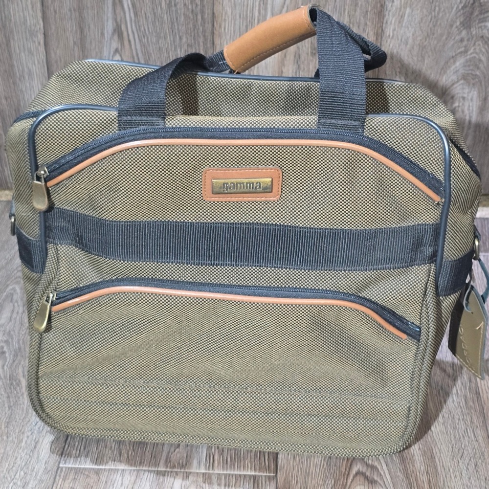 Gamma Travel Bag Luggage Carry‎ On Weekender Duffle Tan Black